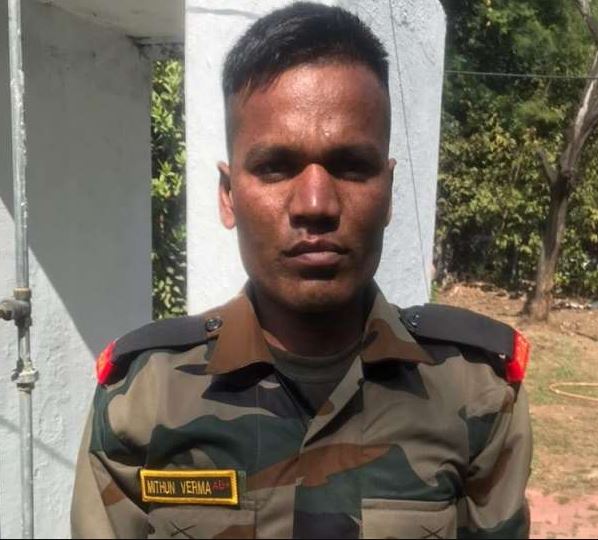 Fake soldier caught wearing uniform in Madhya Pradesh