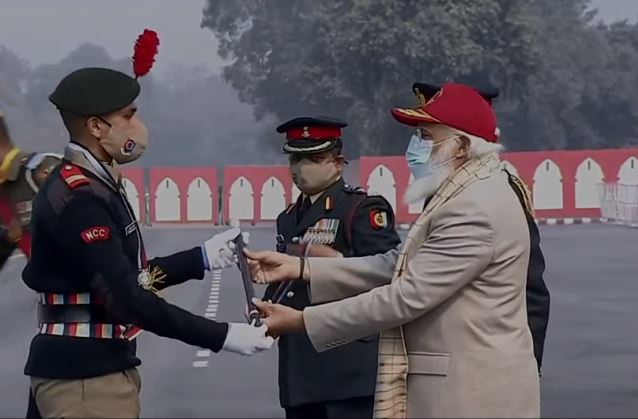 Yogesh Chaturvedi Gets ‘Best NCC Cadet’ Award