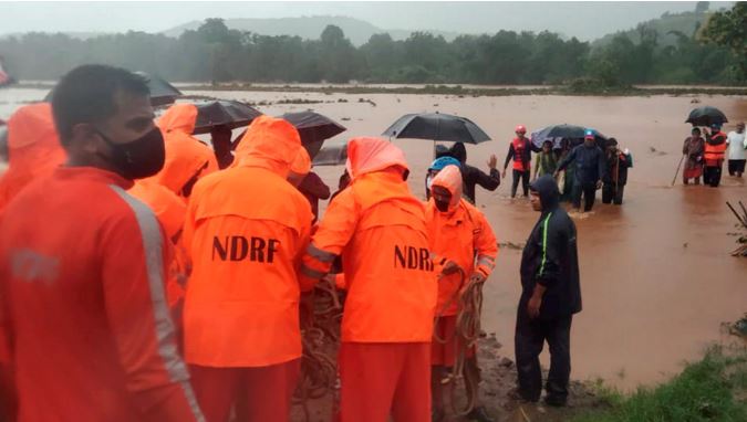 Raigarh Landslide : NDRF-Army Team At Rescue Work