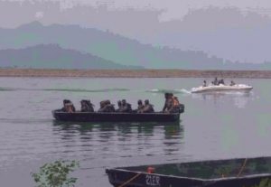 Marcos Commando Carry Out Search Operation In Ranjit Sagar Dam Helicopter Crash Case
