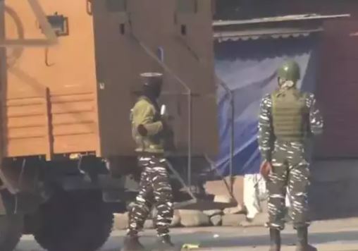 Pampore Terrorist Encounter : 2 Terrorists Including Top Commander Mustaq Khande Killed