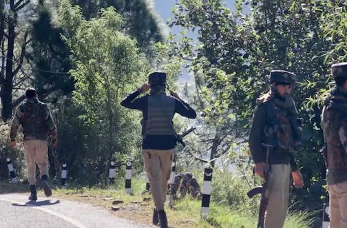 Poonch Encounter : 1 Army Jawan, 2 Police Sipahi and 1 Terrorist Injured