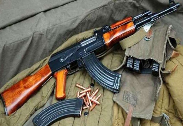 Weapons found in search operation in Ganderbal, Kashmir